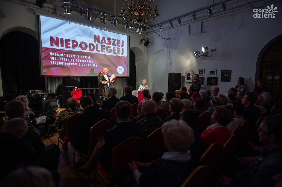 Patriotyczny wieczór poezji