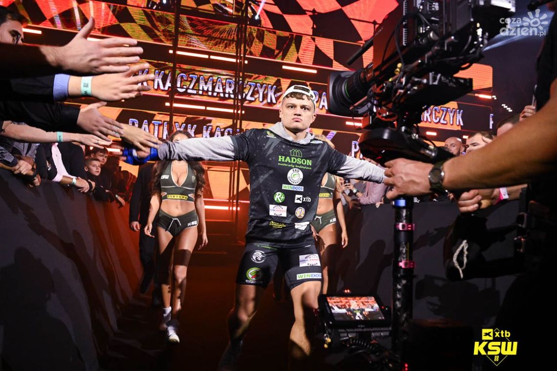 Patryk Kaczmarczyk cięższy od Roberta Ruchały przed galą XTB KSW 94 Patryk Kaczmarczyk cięższy od Roberta Ruchały przed galą XTB KSW 94