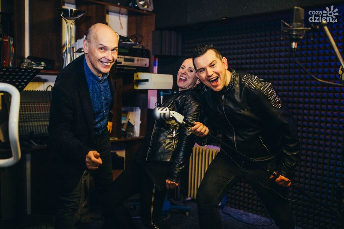 Paweł Mosiołek nagrał hymn dla niepełnosprawnych. Posłuchaj!