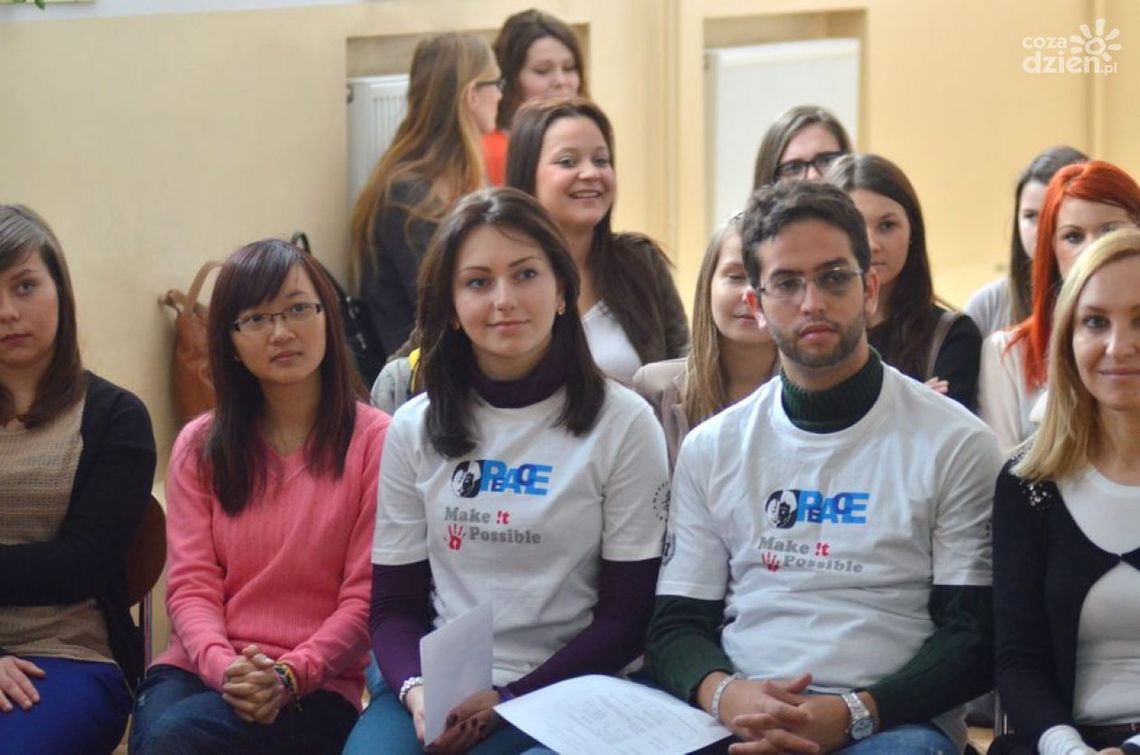 PEACE czyli lekcja tolerancji w IX LO w Radomiu