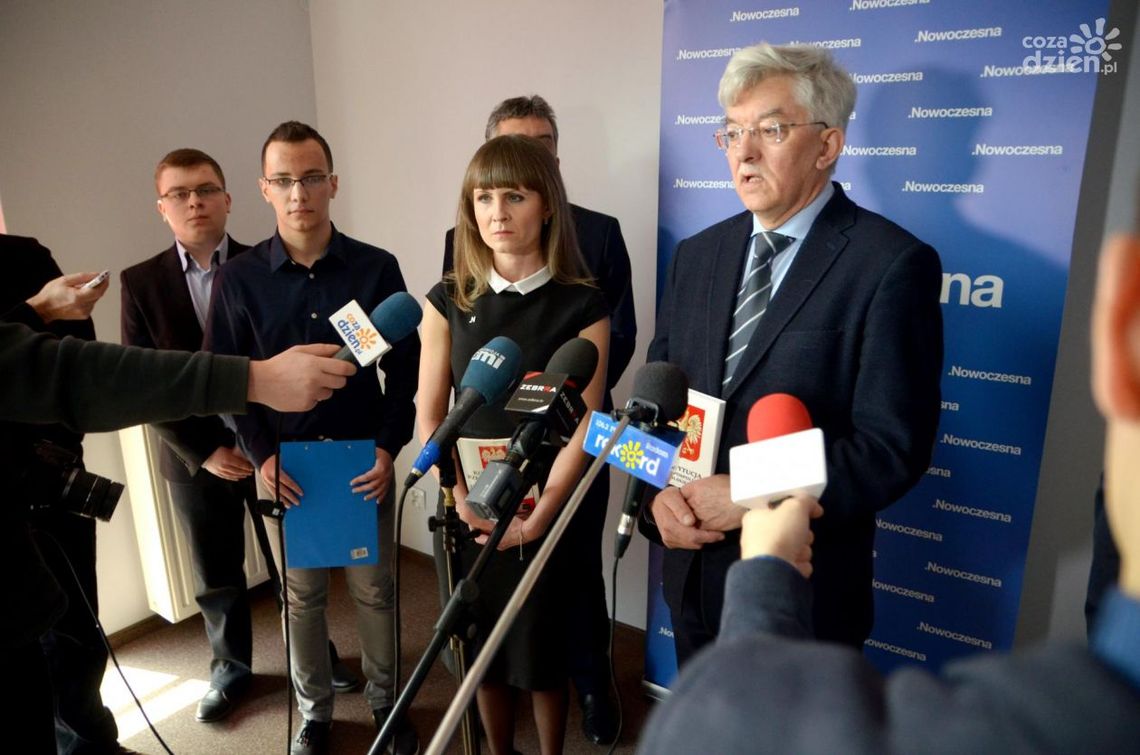 Petycja w obronie Konstytucji Petycja w obronie Konstytucji