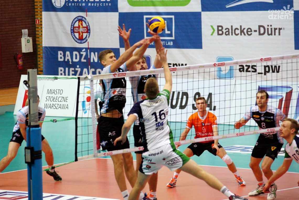 Pewne zwycięstwo Czarnych w Warszawie