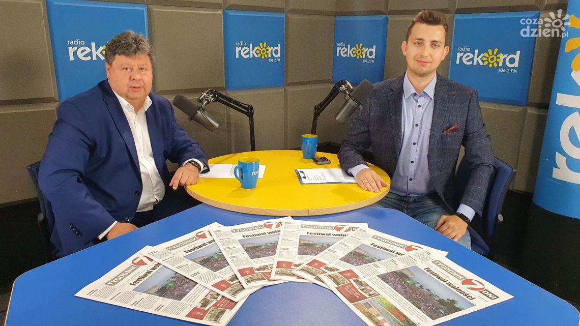 Piątek: Minister chyba odpłynął mówiąc, że nauczyciele zarabiają 11 tys. zł netto