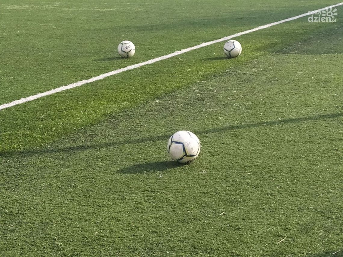 Pięć drużyn z kompletem punktów. Radomiak pauzował, a jego najbliższy rywal wygrał w Kielcach