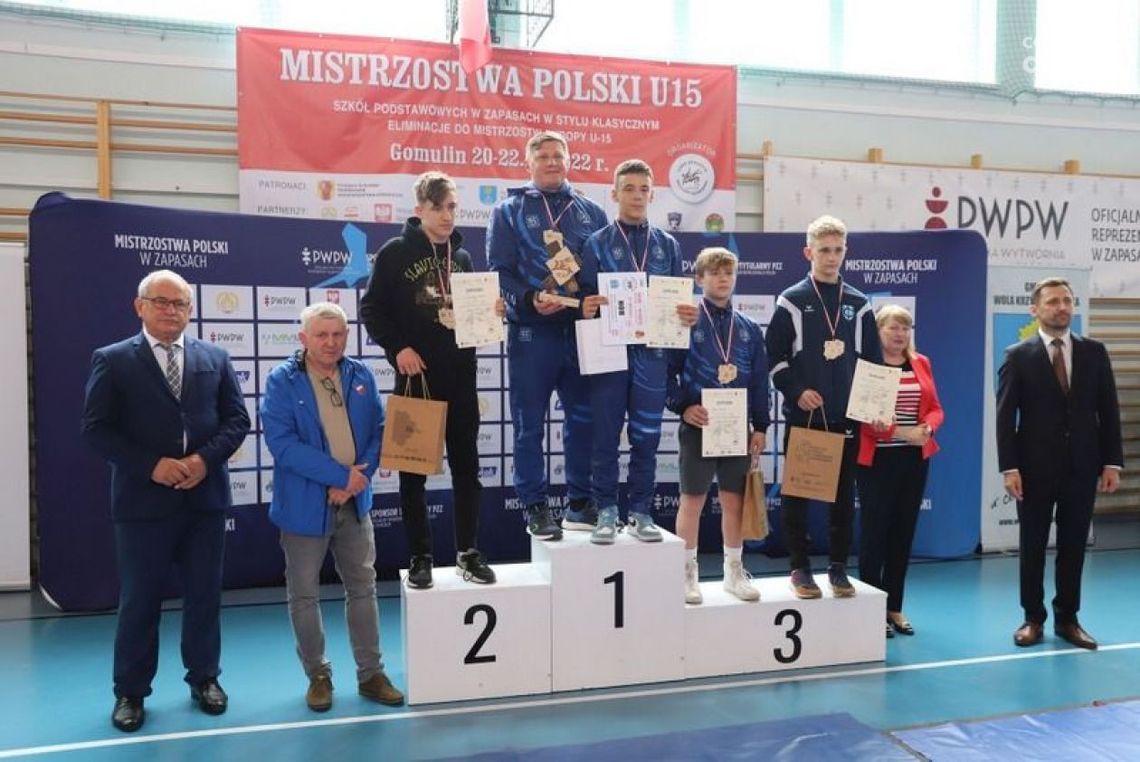 Pięć medali młodych zapaśników Olimpijczyka Radom w mistrzostwach kraju