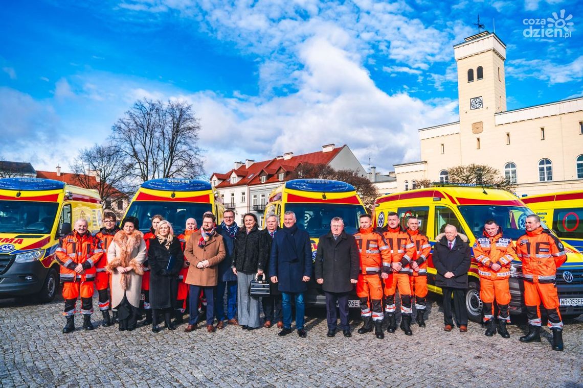 Pięć nowoczesnych karetek dla Radomia