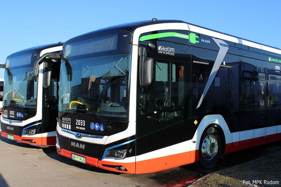 Pięć nowych elektrycznych MAN-ów zasiliło tabor MPK. Wkrótce wyjadą na ulice Radomia Pięć nowych elektrycznych MAN-ów zasiliło tabor MPK. Wkrótce wyjadą na ulice Radomia
