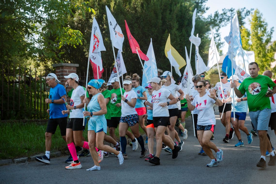 Pielgrzymi Nadziei - bieg i modlitwa z Radomia na Jasną Górę
