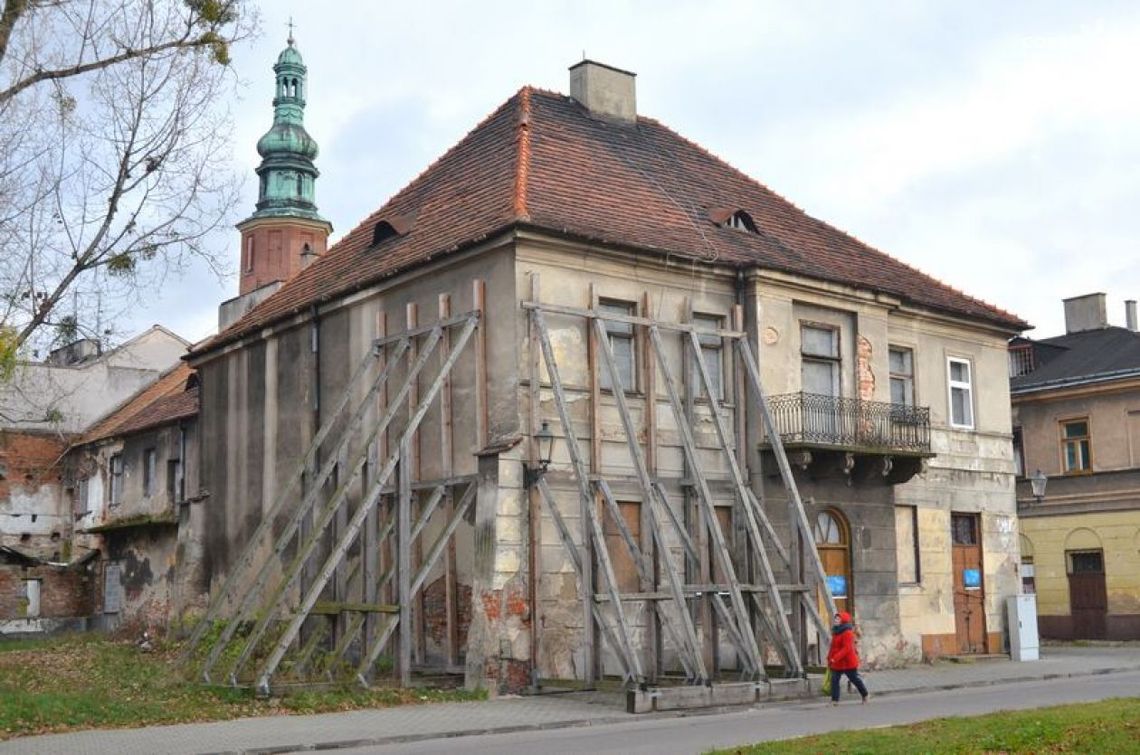 Pieniędzy brak, a radomskie zabytki niszczeją...