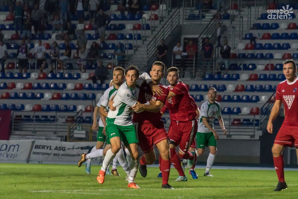 Pierwsza domowa porażka Broni Pierwsza domowa porażka Broni