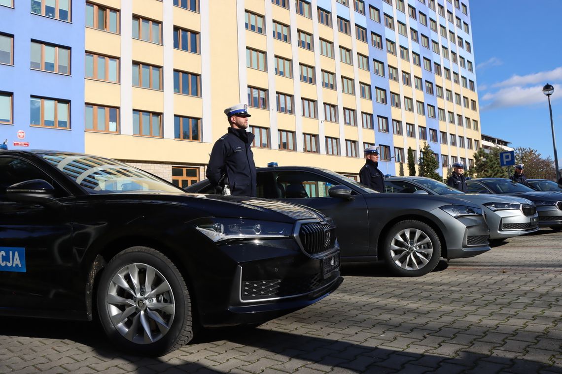 Pierwsza służba nowego nieoznakowanego radiowozu. Pierwsze zatrzymane prawo jazdy za prędkość