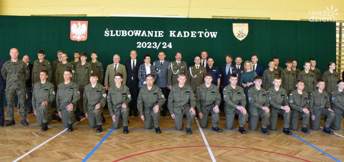 Pierwsze, historyczne ślubowanie kadetów w szkole w Iłży