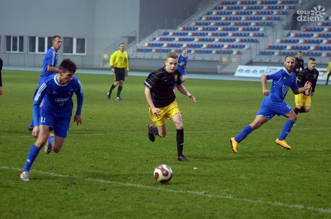 Pierwsze zwycięstwo Broni u siebie Pierwsze zwycięstwo Broni u siebie