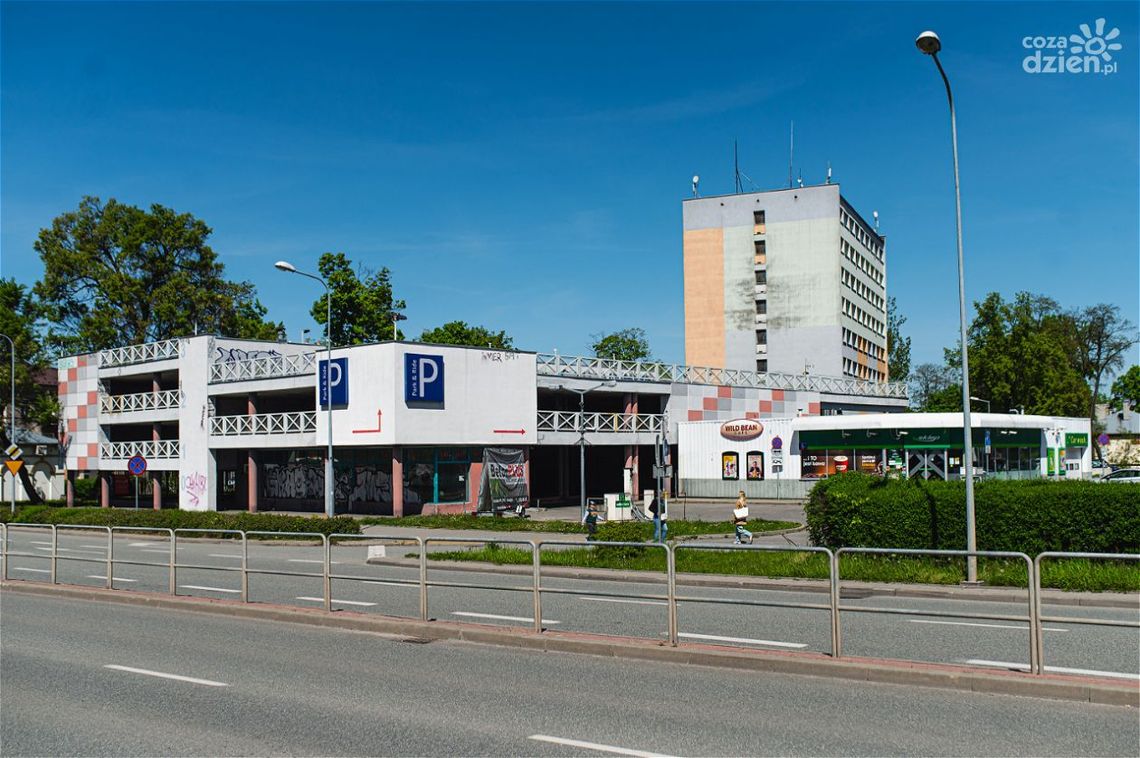 Pierwszy krok do wysokościowców?