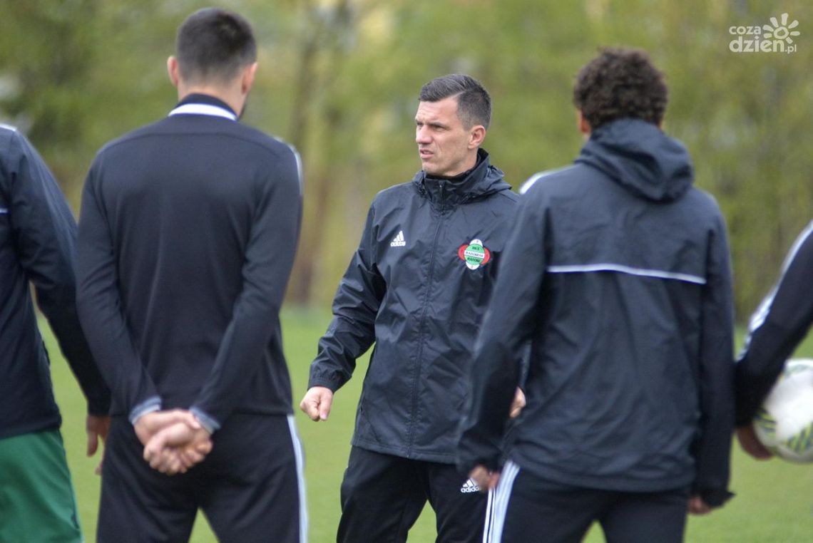 Pierwszy trening Podolińskiego w Radomiaku (VIDEO) Pierwszy trening Podolińskiego w Radomiaku (VIDEO)