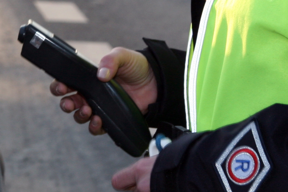 Pijana kierująca wiozła dwoje dzieci. Miała blisko promil alkoholu w organizmie