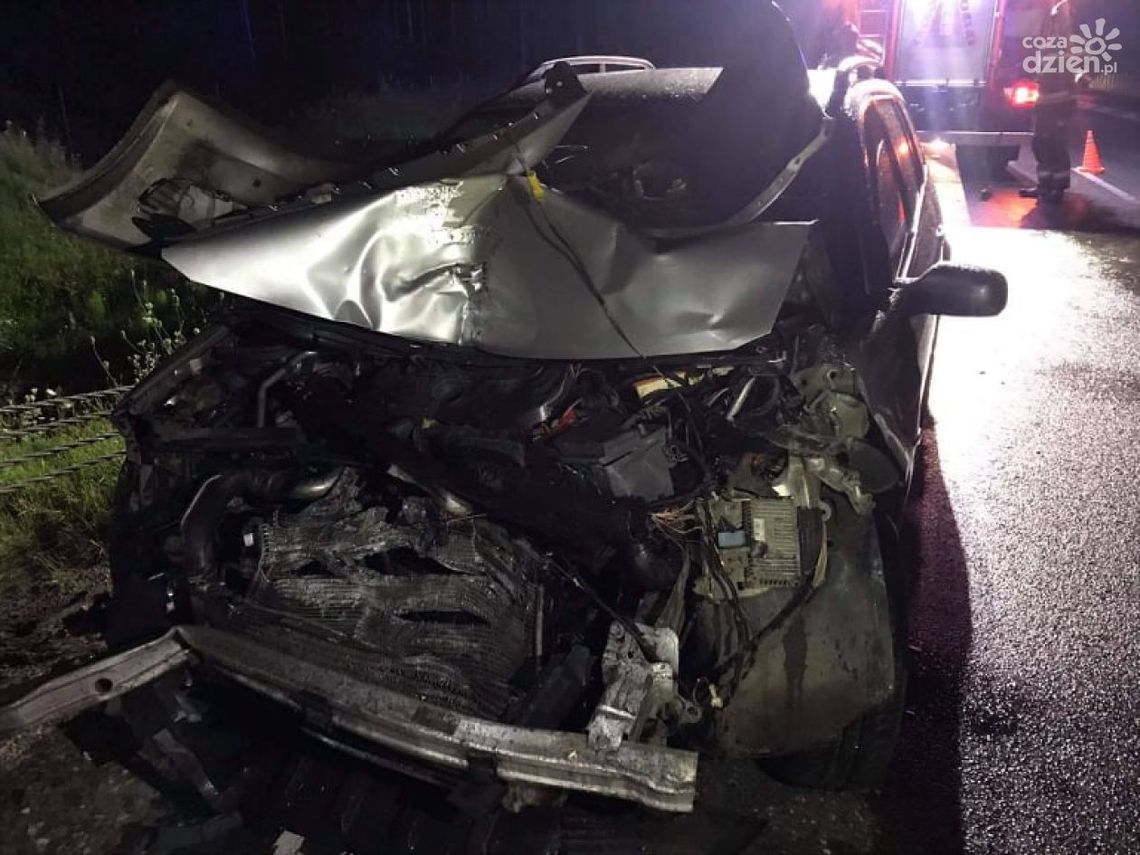 Pijany uderzył w samochód grupy Playboys