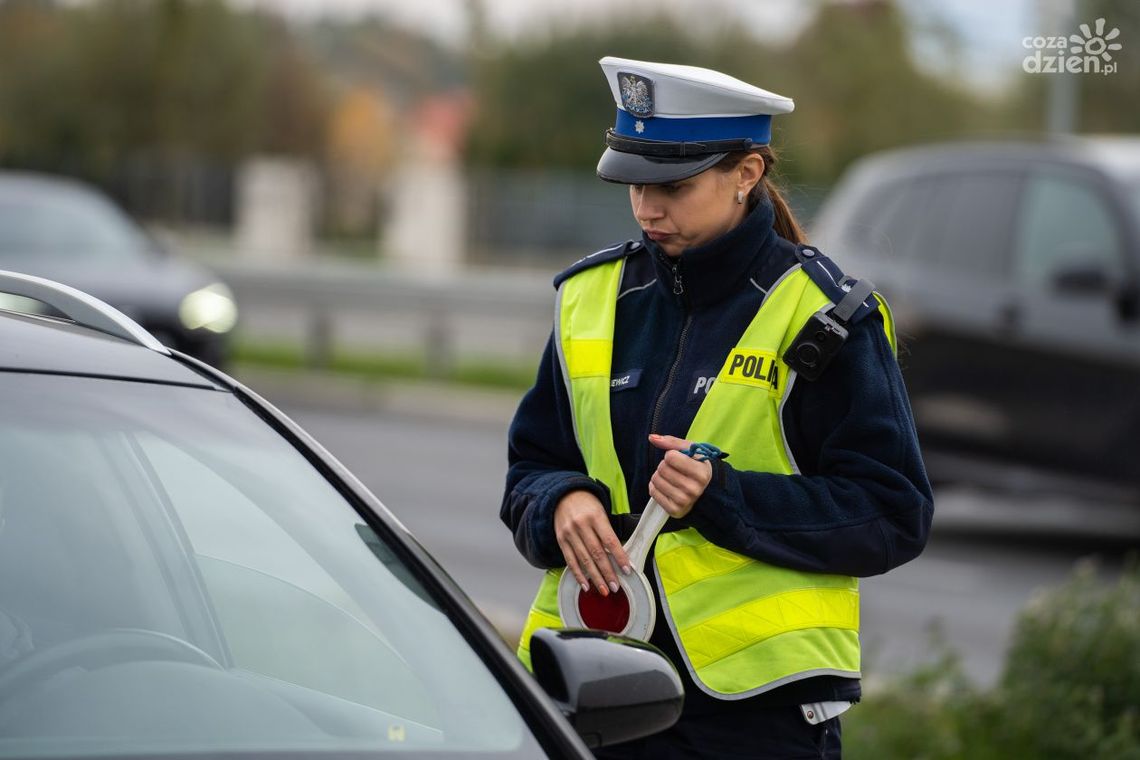 Pijany zasnął za kierownicą
