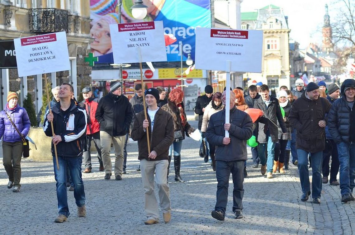 Pikieta radomskich studentów przeciw agrsji