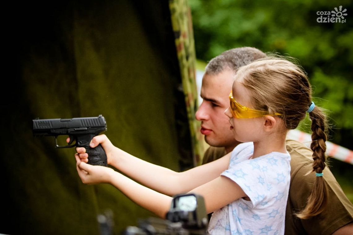 Piknik strzelecki w Piastowie