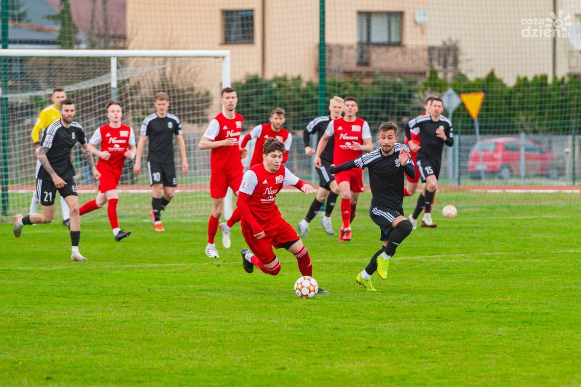 Pilica Białobrzegi podejmie lidera. Broń Radom zagra z beniaminkiem z Łodzi