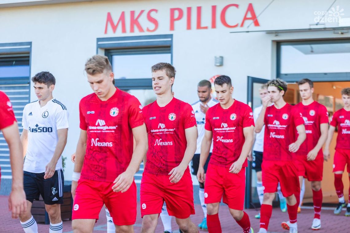 Pilica Białobrzegi znowu przegrała i dalej zamyka stawkę Pilica Białobrzegi znowu przegrała i dalej zamyka stawkę