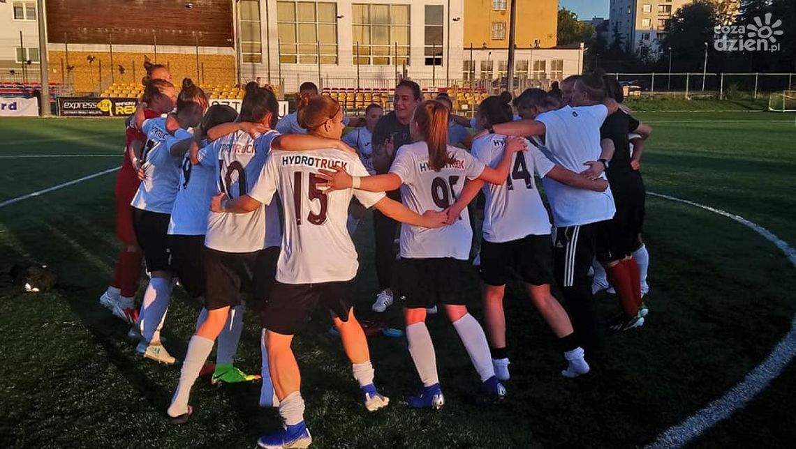 Piłkarki HydroTrucku Radom z kompletem punktów, ale łatwo nie było