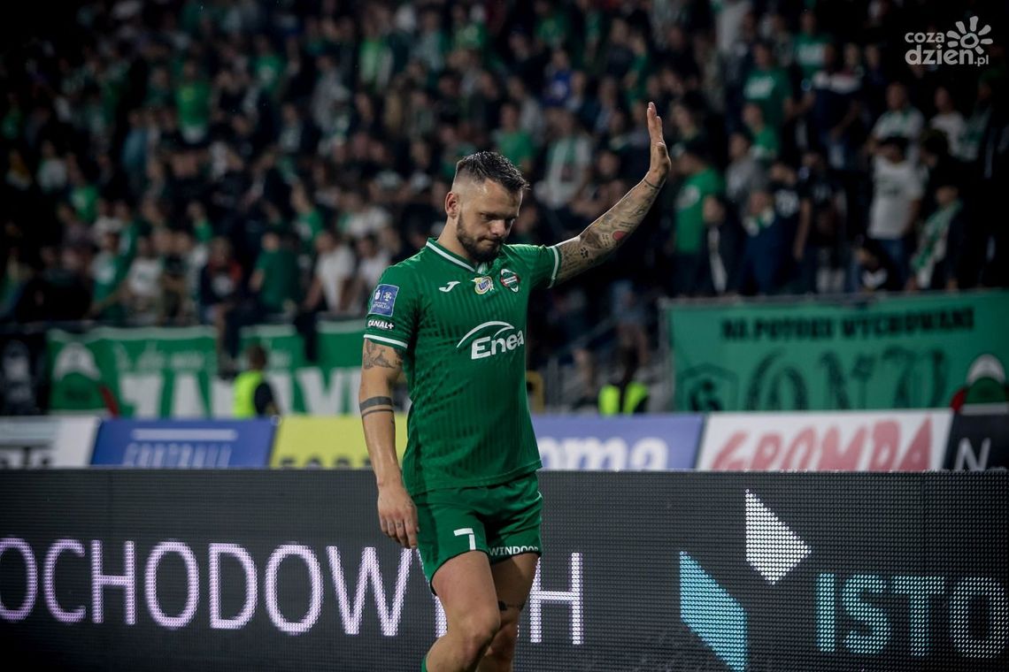 Piłkarz Radomiaka ukarany dyscyplinarnie! Miłosz Kozak trenuje z zespołem rezerw Piłkarz Radomiaka ukarany dyscyplinarnie! Miłosz Kozak trenuje z zespołem rezerw