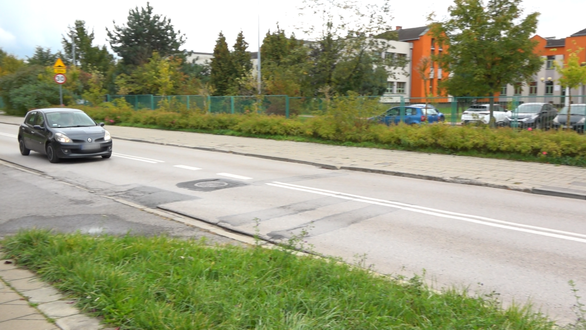 Piotr Szprendałowicz: Chodzi o bezpieczeństwo naszych dzieci – pomysł na ‘Kiss and Ride’ przy PSP nr 6