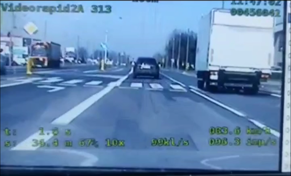 Piraci drogowi okiem wideorejestratora. Posypały się mandaty Piraci drogowi okiem wideorejestratora. Posypały się mandaty