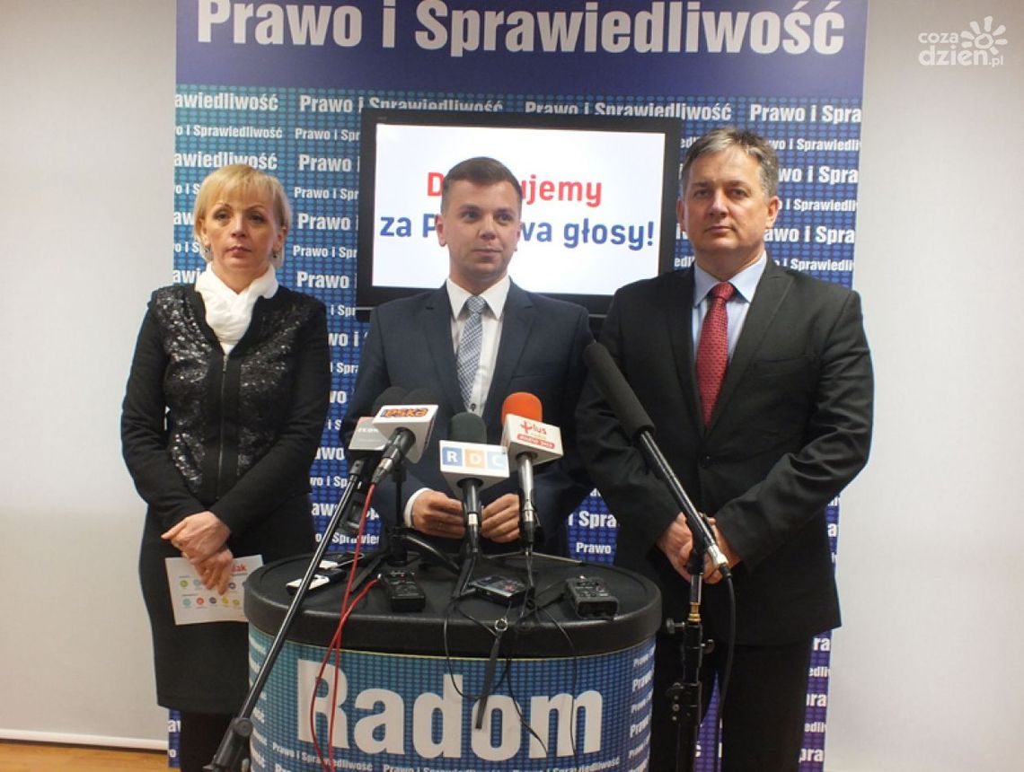 PiS-owi brakuje jednego radnego. Jaka koalicja?