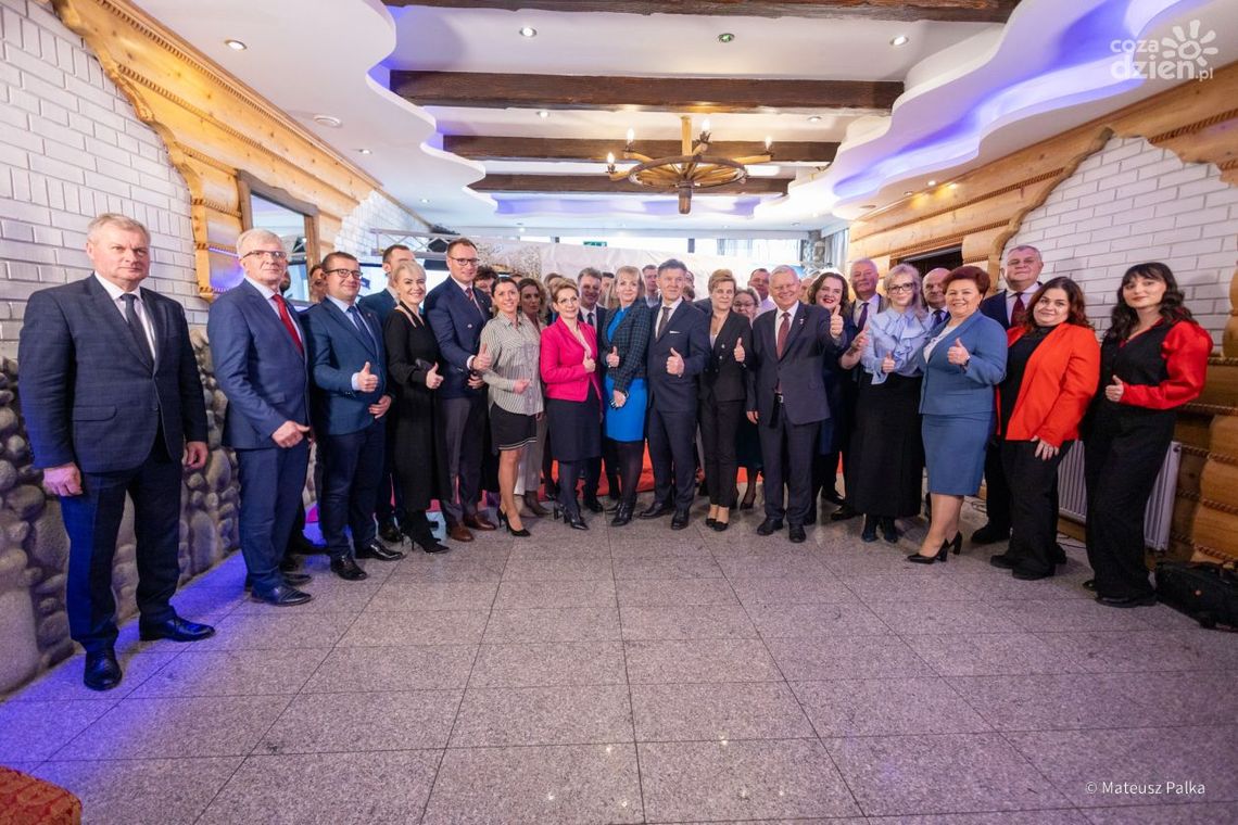 PiS przedstawił kandydatów do rady powiatu radomskiego. Kto powalczy z poparciem partii o fotel wójta i burmistrza w gminach? PiS przedstawił kandydatów do rady powiatu radomskiego. Kto powalczy z poparciem partii o fotel wójta i burmistrza w gminach?