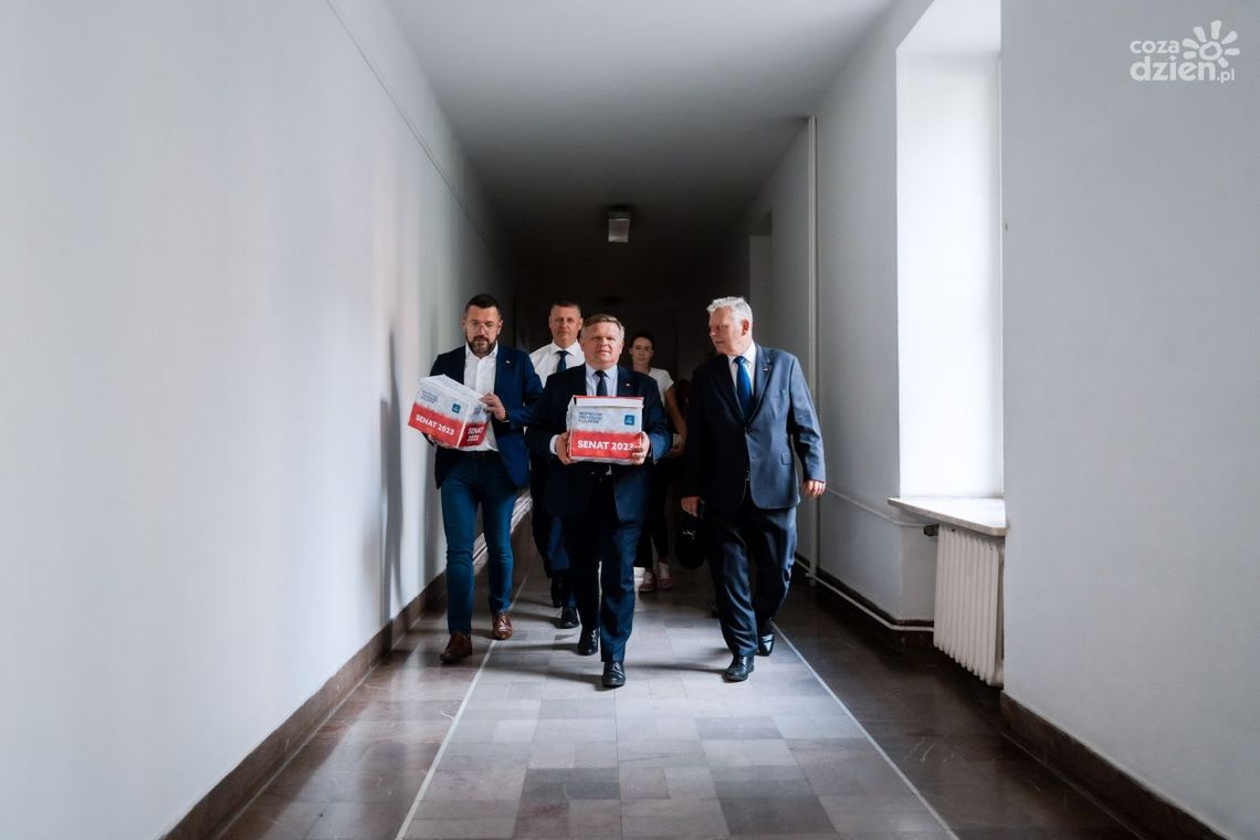 PiS zarejestrował kandydatów na senatorów
