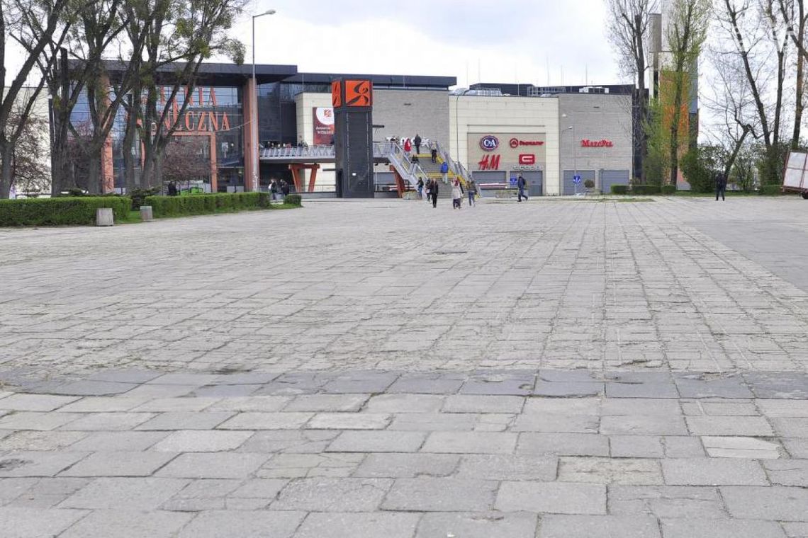 Plac Jagielloński ma się wreszcie zmienić Plac Jagielloński ma się wreszcie zmienić