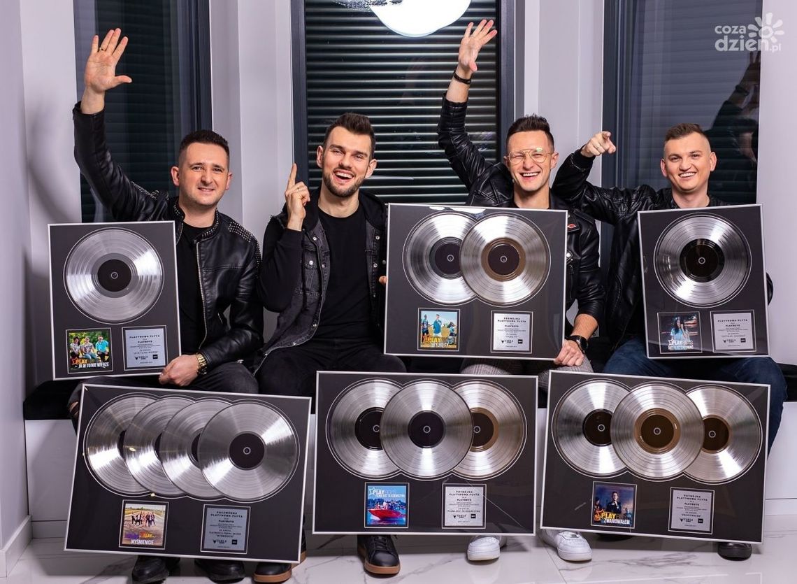 Playboys wielokrotnie nagrodzony platynową płytą Playboys wielokrotnie nagrodzony platynową płytą