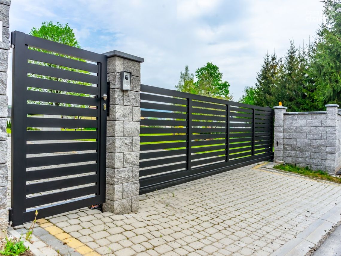 Płoty z profili aluminiowych: estetyka i funkcjonalność w jednym