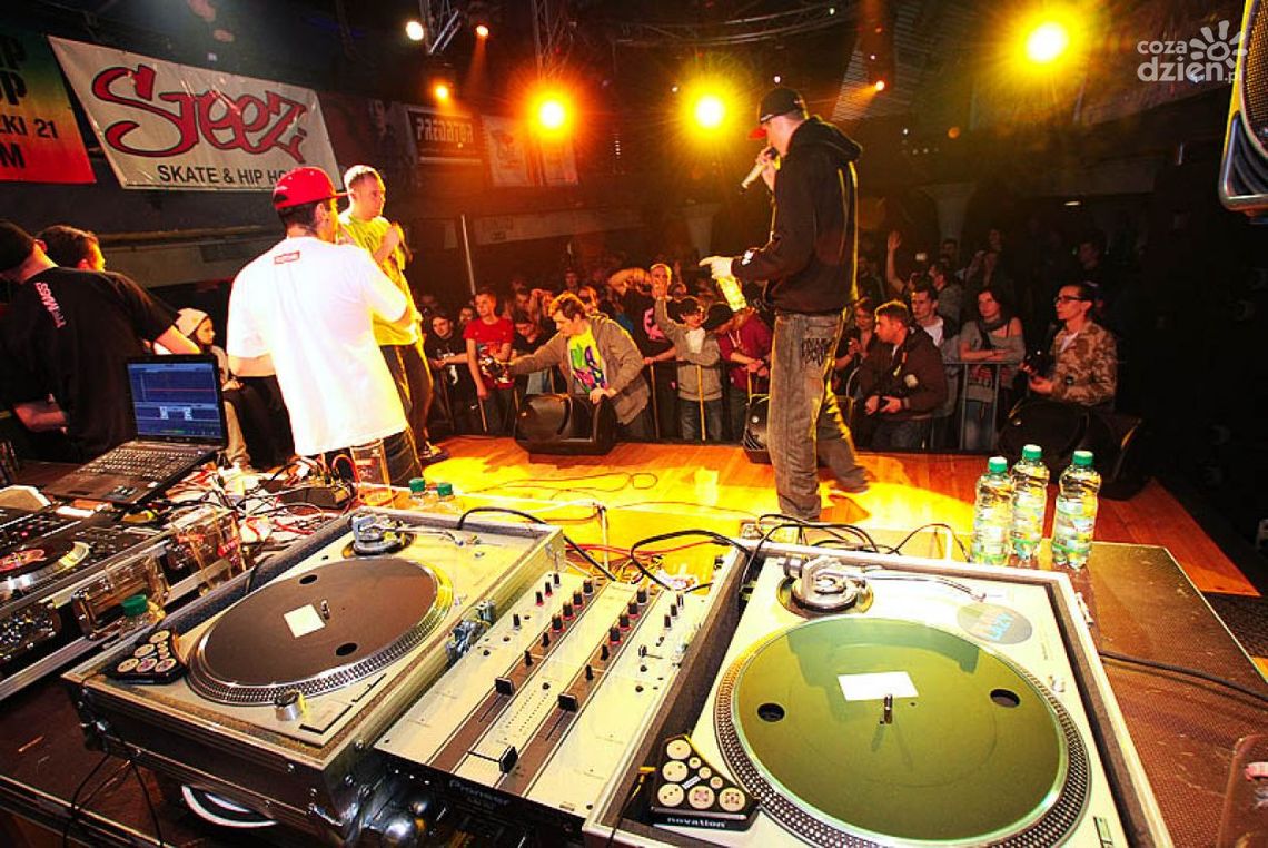 PMM, Joka (Kaliber 44) oraz HST PMM, Joka (Kaliber 44) oraz HST