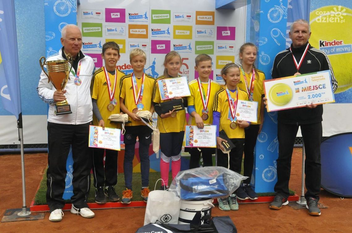 Podium prestiżowych zawodów dla tenisowej drużyny AT Masters Radom Podium prestiżowych zawodów dla tenisowej drużyny AT Masters Radom