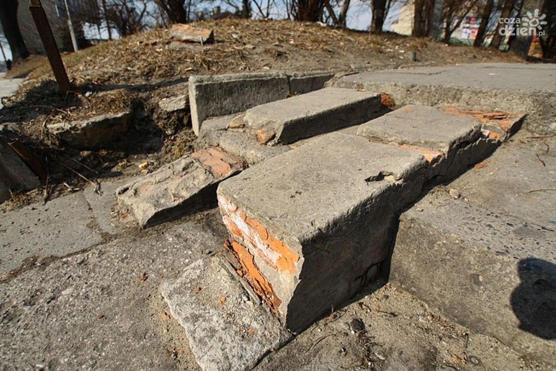 Podjazd, którego nie ma Podjazd, którego nie ma