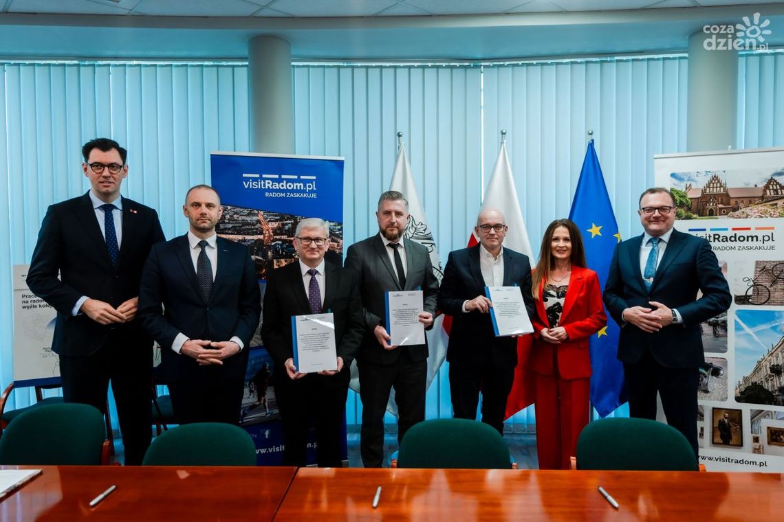 Podpisana umowa na przystanek Radom Południowy Podpisana umowa na przystanek Radom Południowy