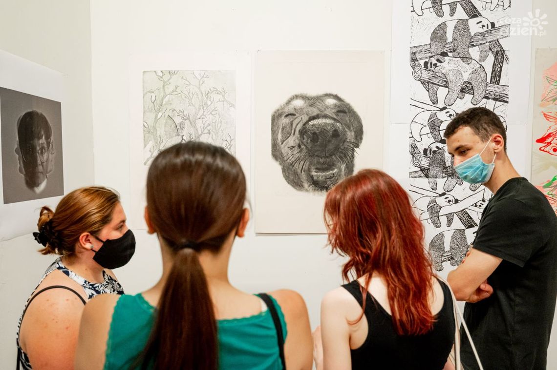 Podsumowanie pracy studentów wydziału sztuki UTH