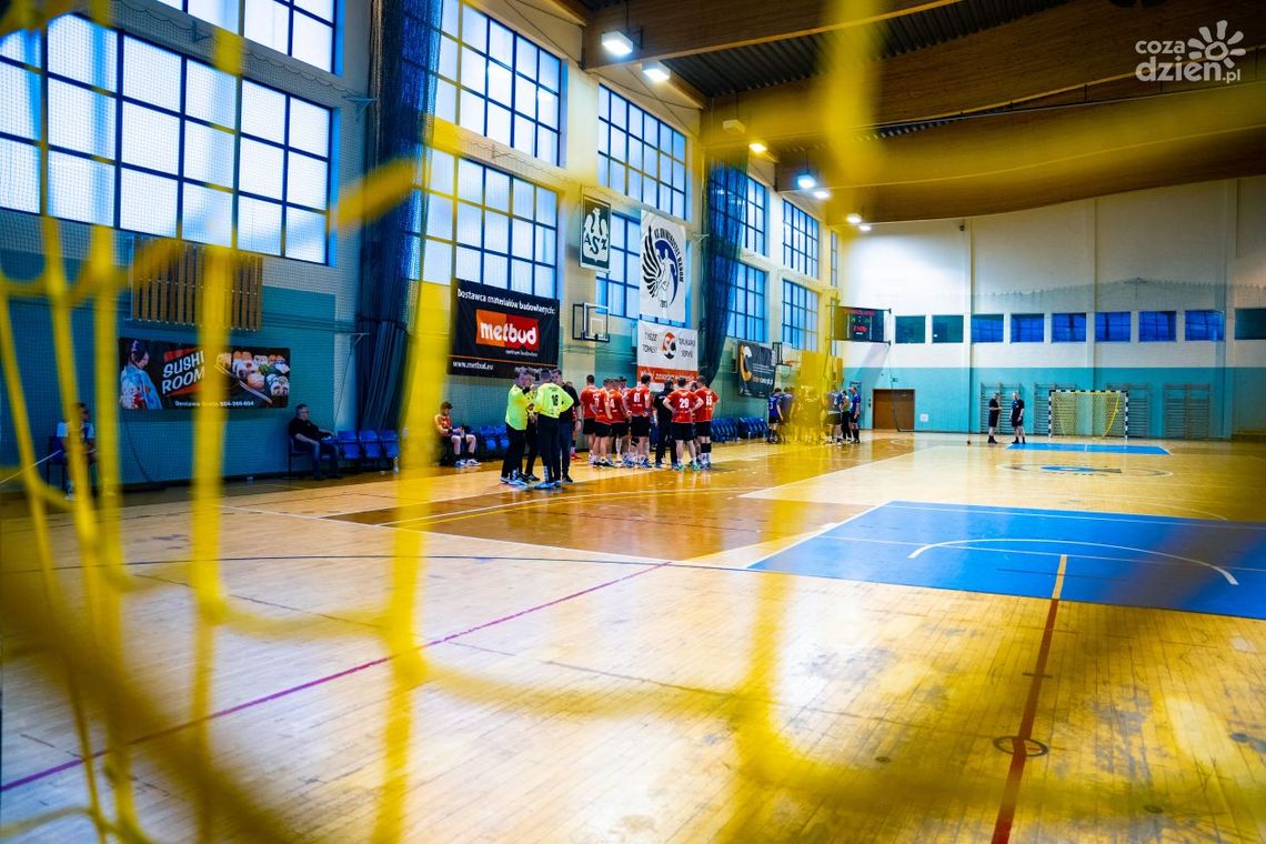 Podtrzymać zwycięską serię. Uniwersytet podejmie Juranda