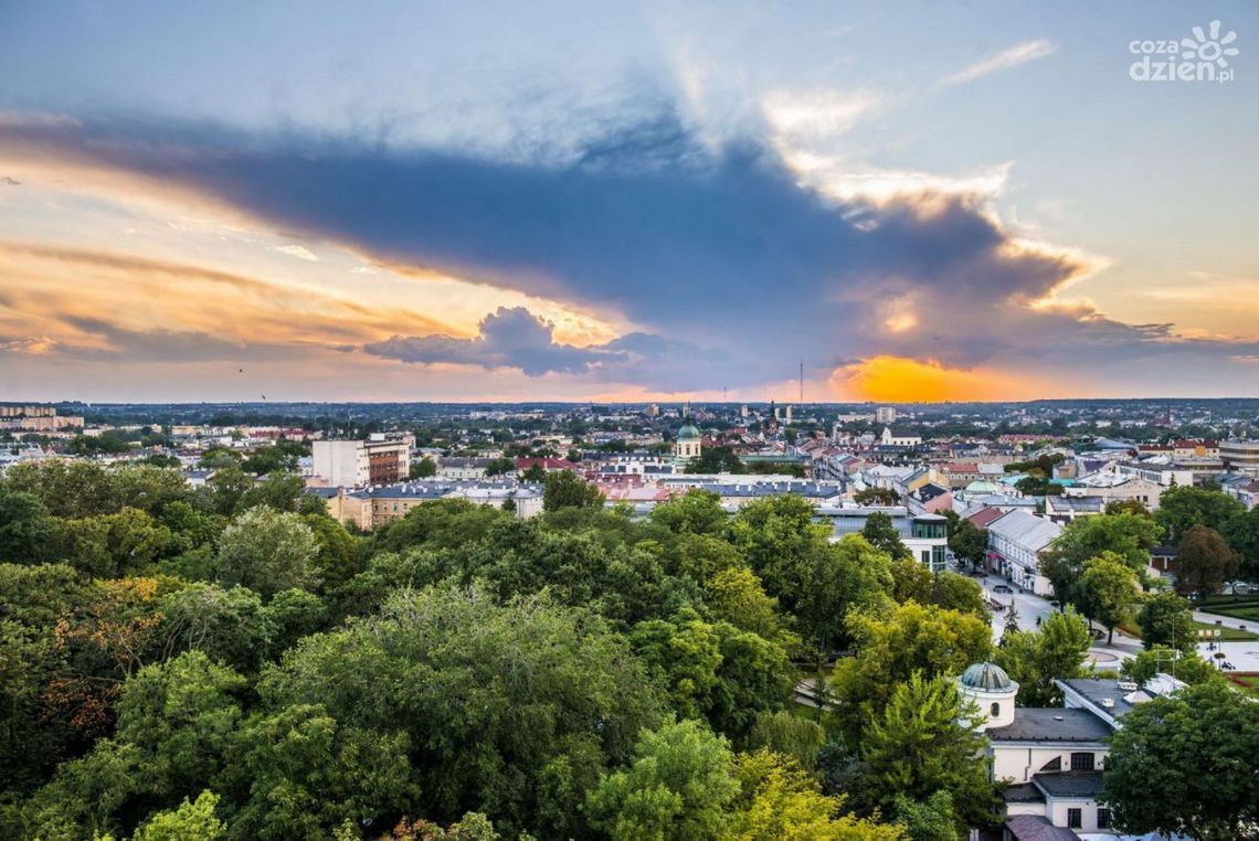 Podział Mazowsza: Radom stolicą, marszałek w Siedlcach