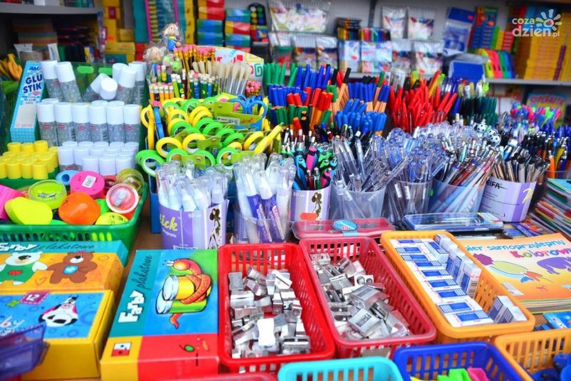 Podziel się wyprawką szkolną! Podziel się wyprawką szkolną!