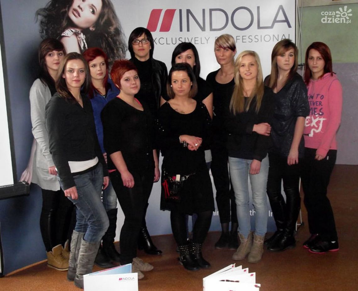 Pokaz koloryzacji fryzur w ZDZ