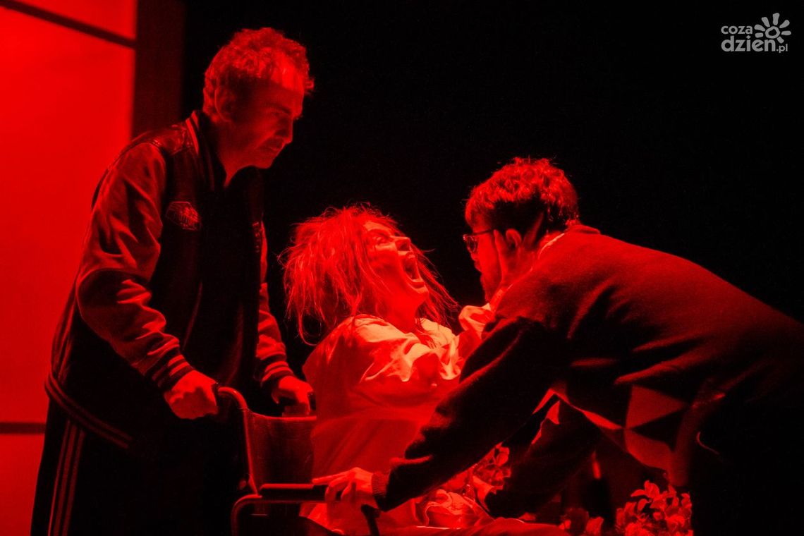 „Pół na pół” w Powszechnym „Pół na pół” w Powszechnym