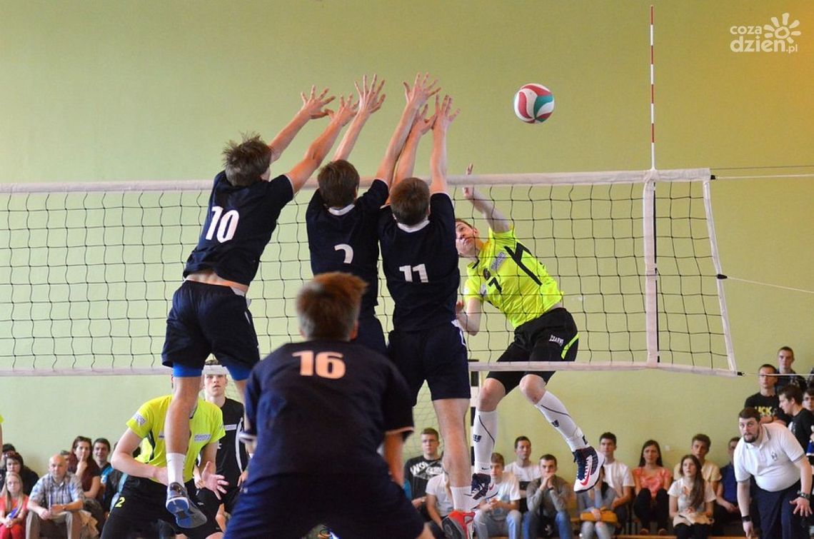 Półfinał MP kadetów: Czarni - Metro (VIDEO) Półfinał MP kadetów: Czarni - Metro (VIDEO)