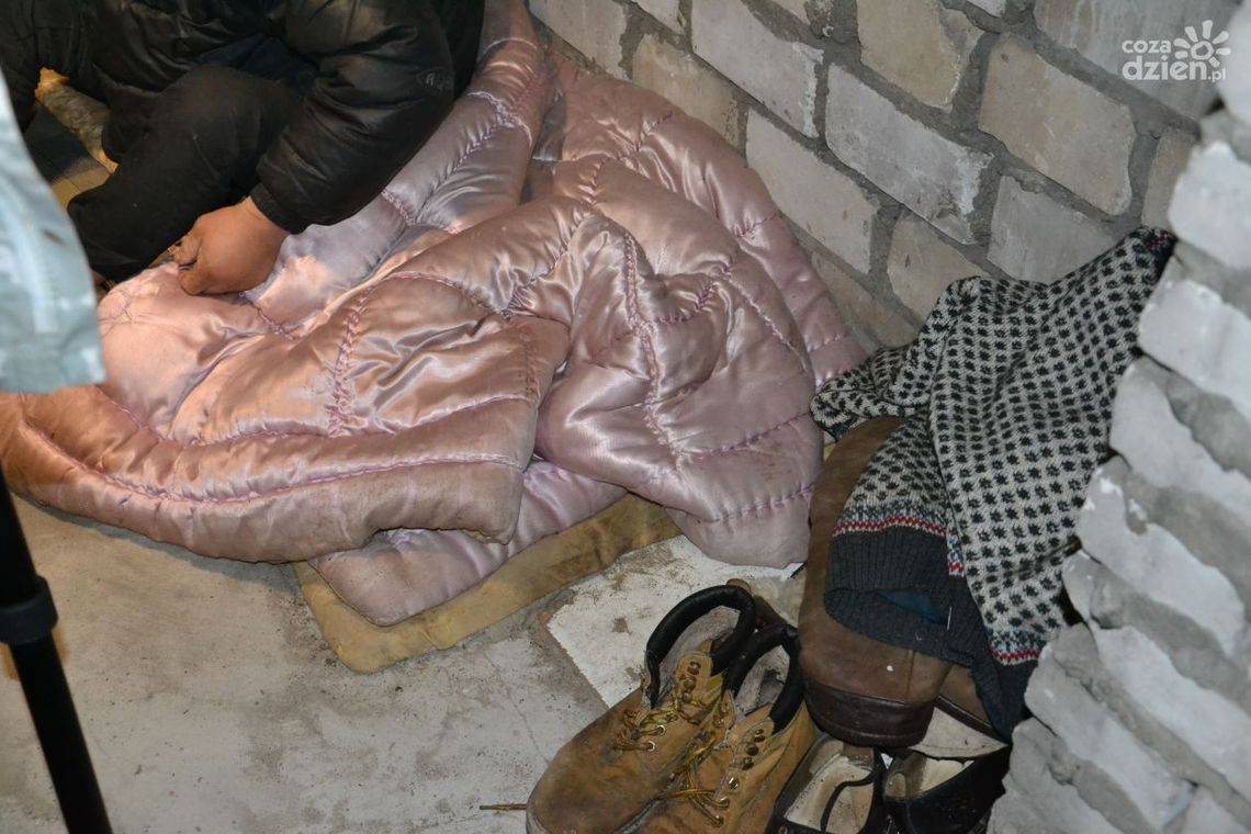 Policja: pamiętajmy o osobach bezdomnych Policja: pamiętajmy o osobach bezdomnych
