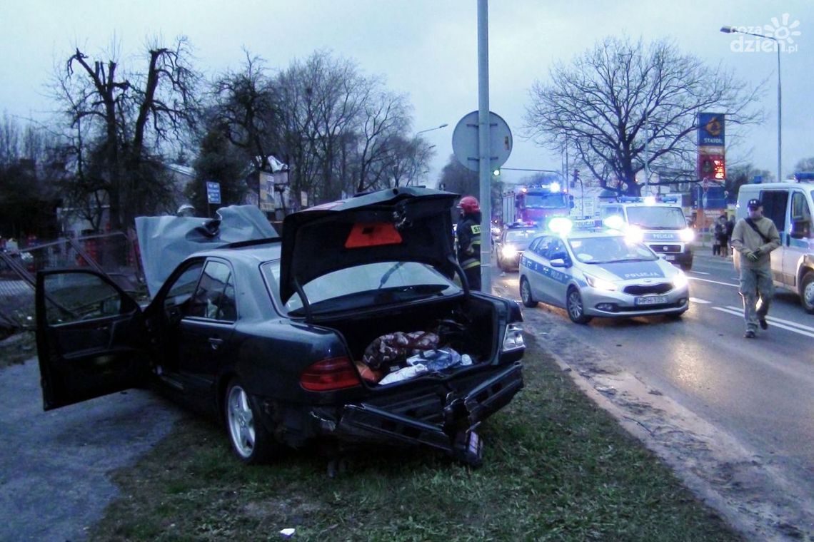 Policja poszukuje świadków pirackiego rajdu ulicami Radomia Policja poszukuje świadków pirackiego rajdu ulicami Radomia