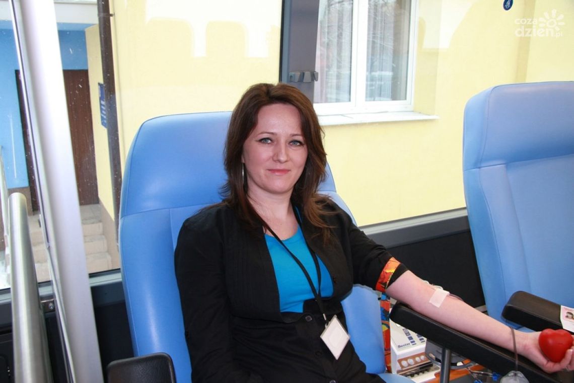 Policjanci oddali prawie12 litrów krwi!